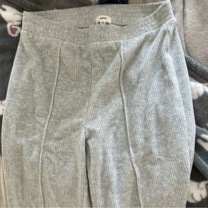Aerie grey lounge pants